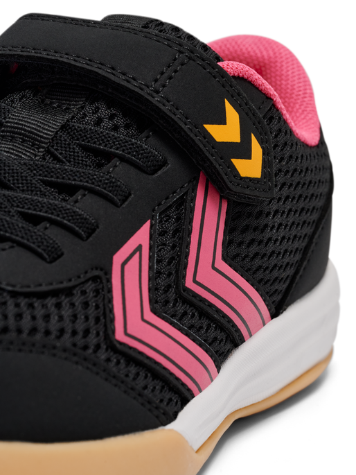 Hummel Multiplay Flex VC Turnhallenschuhe in Anthrazit, Sportsneaker mit flexiblem Design für Turnhallenaktivitäten.