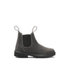 Blundstone Chelsea Boot rustikales grau, Foto von der Seite, wasserdicht mit robuster Sohle, seitliche Gummis Ton in Ton. schwarze Sohle