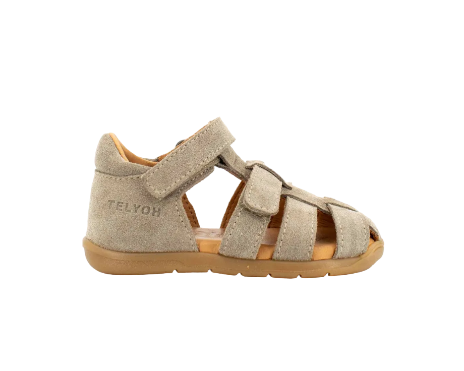 Telyoh Y01187 Timmy Kindersandale mit Klettverschluss Sand Suede - keks.