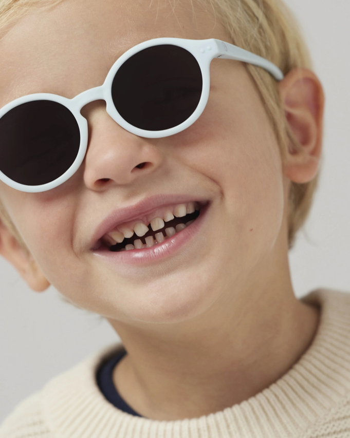 IZIPIZI Paris #d KIDS PLUS Sweet Blue Sonnenbrille Kinder 3-5 Jahre