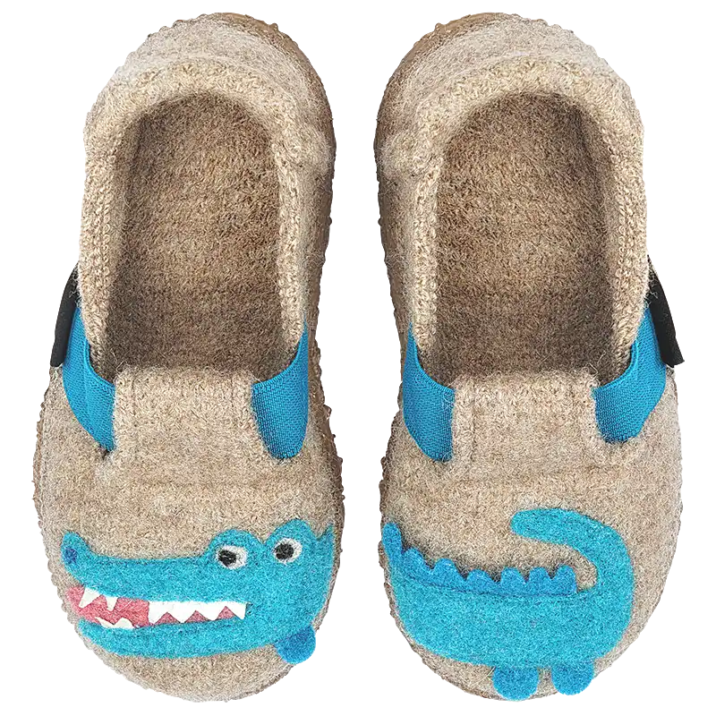 Weiche Nanga Krokodil Hausschuhe aus Wolle. Kinderhausschuhe mit Gummiband, Ansicht von oben