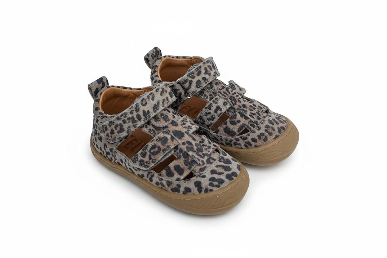 Telyoh Y01202 Mannie Lauflern Sandale Leo Sand Suede