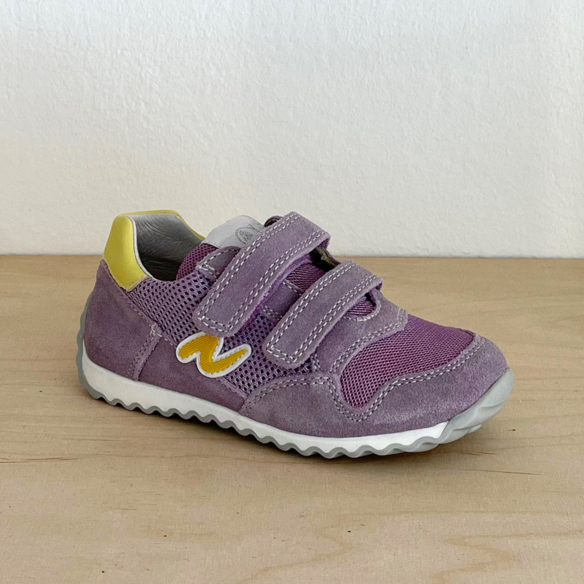 Naturino Sammy Lilac Flieder Klett Sneaker für Kids - keks.