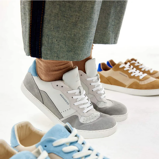 Weiße Groundies Barefoot Nova GS1 Sneaker für Damen, detailreiche Nahaufnahme der minimalistischen, bequemen Schuhsohle