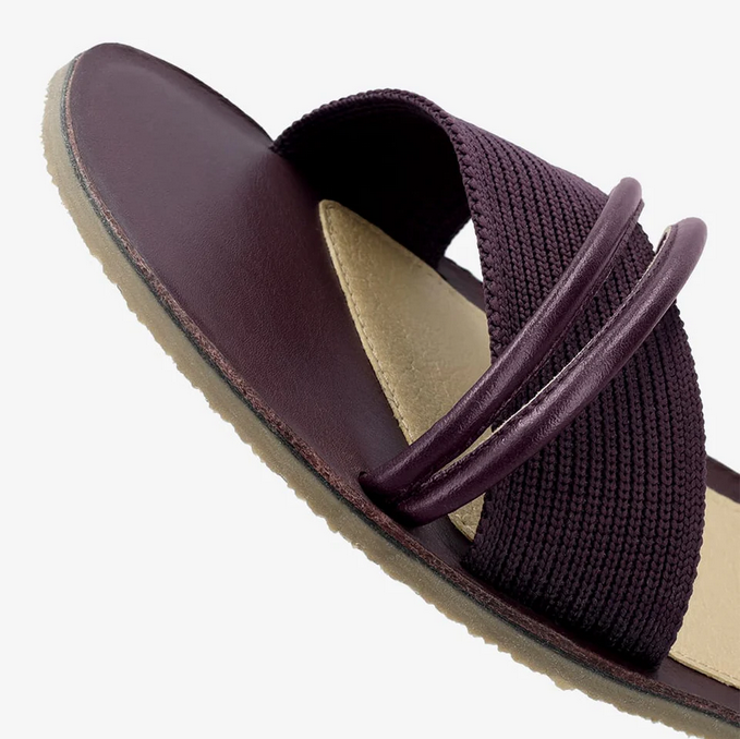 Barfußsandalen Groundies Barefoot Corfu Plum mit flexibler Sohle und minimalistischen Design für Damen.