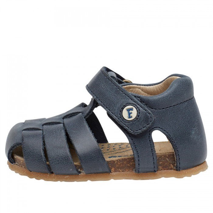 Blaue Falcotto Alby Sandalen mit Klettverschluss für Kinder, bequeme und strapazierfähige Kindersandalen, Nahaufnahme