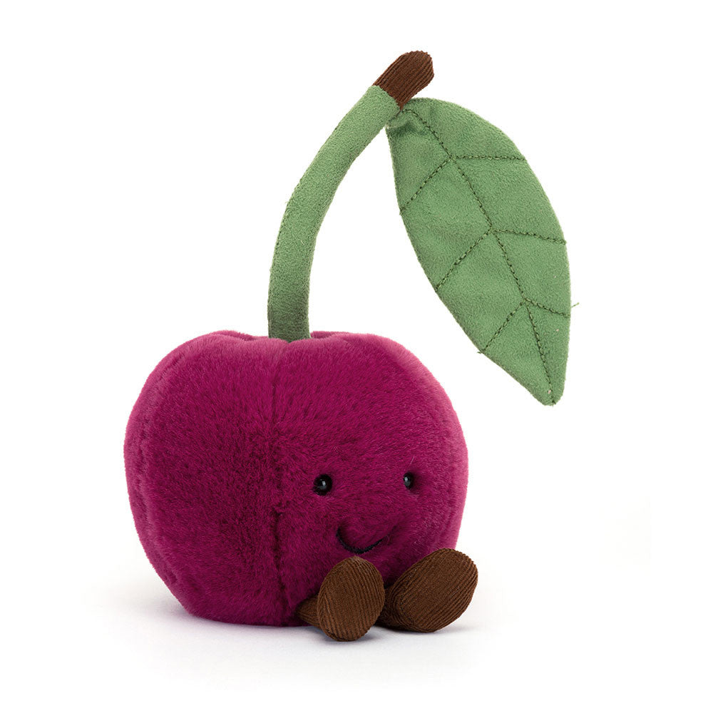 Flauschiger Jellycat Amuseables Cherry als Kirschen Plüschtier in Rot mit lächelndem Gesicht und weicher Oberfläche, Vorderansicht