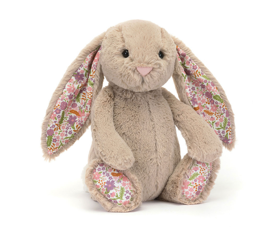 Weicher Jellycat Blossom Beige Bunny als Hasen Kuscheltier in Beige mit floral gemusterten Ohren und sanftem Plüsch, Vorderansicht