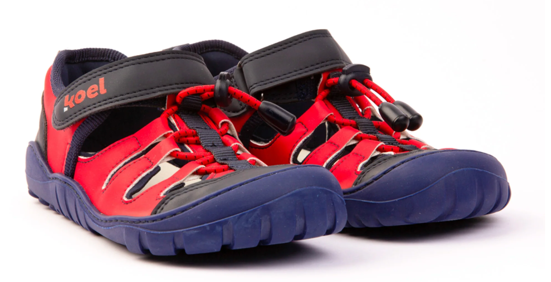 Sandalen von Koel in Rot mit blauer Sole 