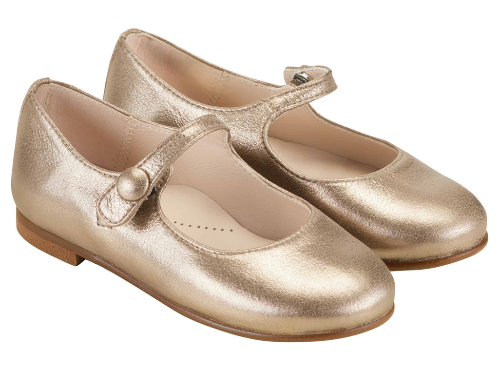 Goldene Mary Jane Ballerina Schuhe mit Druckknopf Verschluss Valeria Magic Taupe. Ansicht von schräg vorne 
