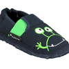 Kuscheliger Nanga Kinderhausschuh (rechts) dunkelblau mit grünen Details und grünem Monster, Ansicht von schräg vorne 