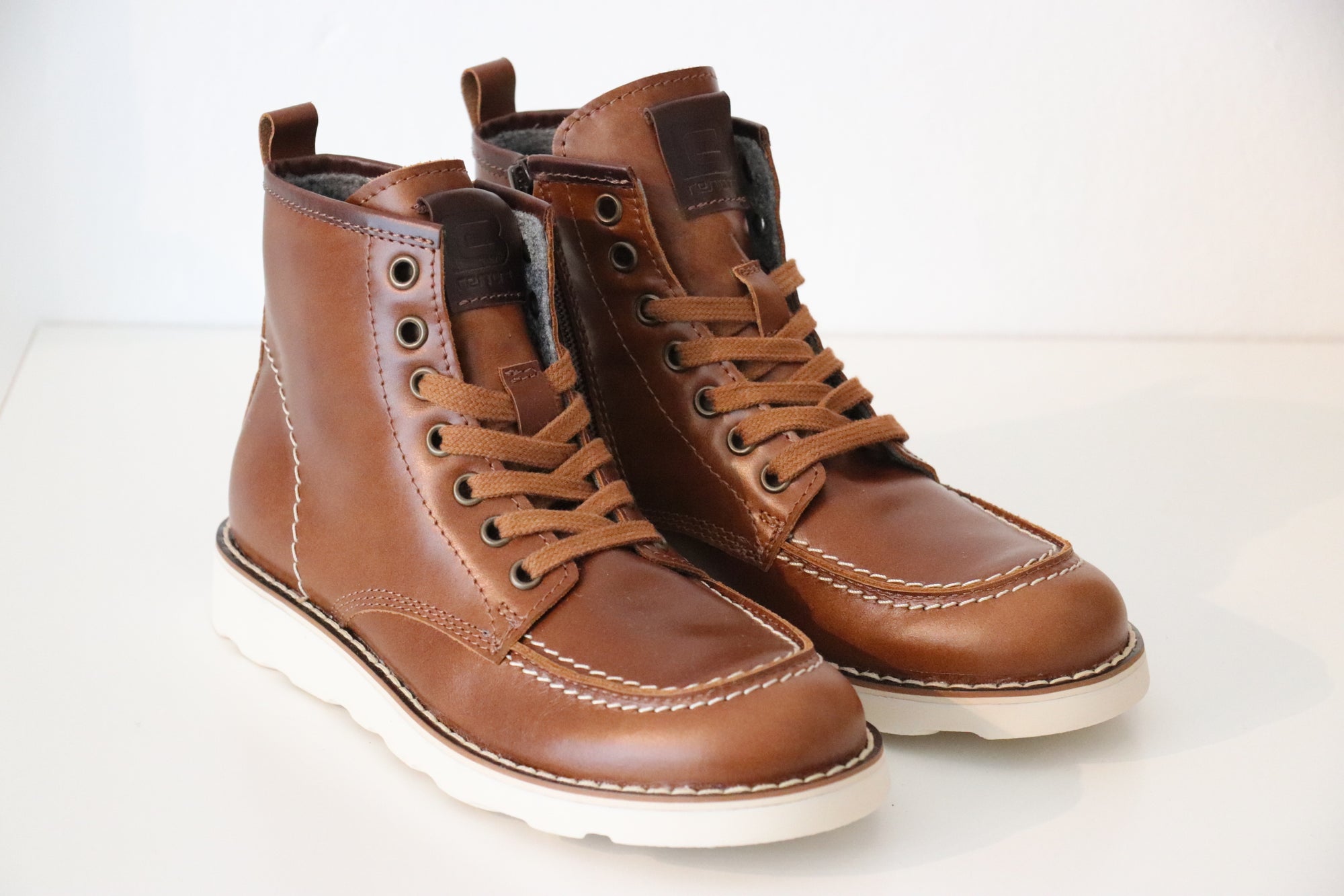 Cole Bounce Schnürstiefelette Cognac mit leichtem Fleece - keks.