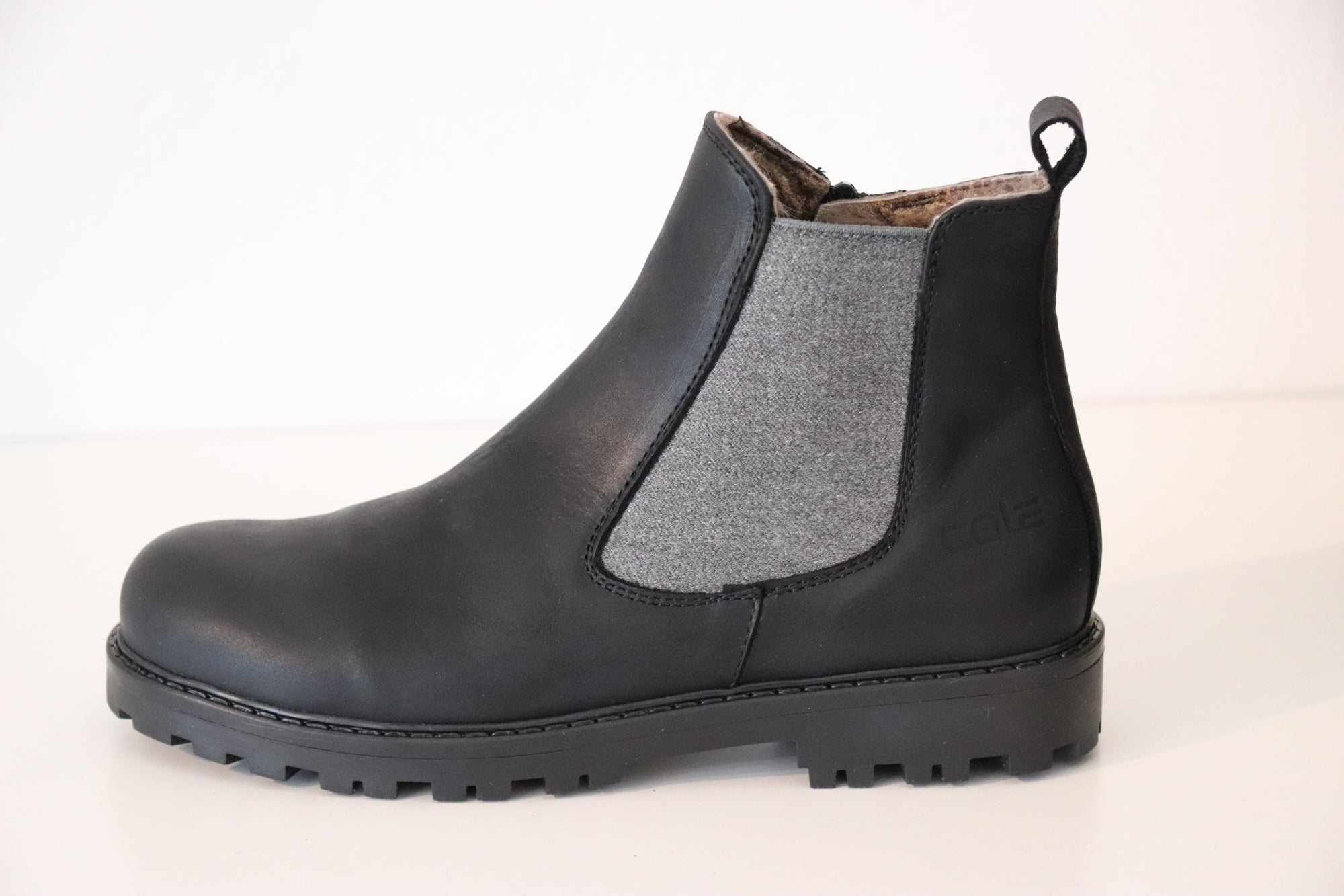 Cole Bounce Chelsea Boot Schwarz mit Lammfell - keks.